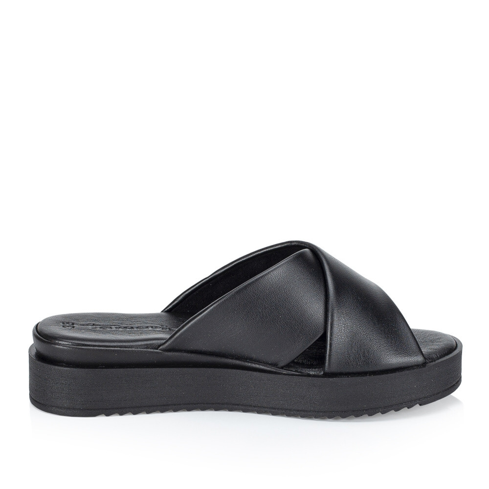 detail Dámské nazouváky TAMARIS 27214-42-001 černá S4