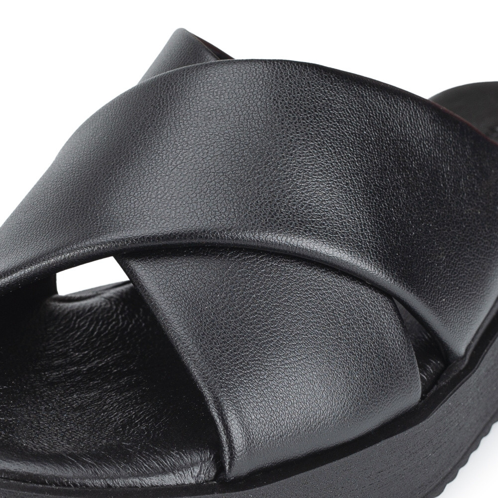 detail Dámské nazouváky TAMARIS 27214-42-001 černá S4