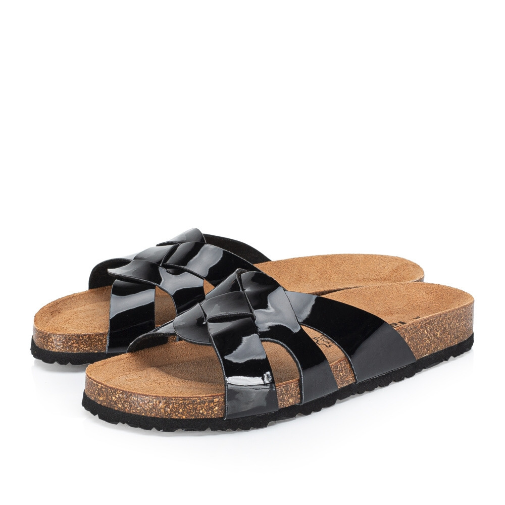 detail Dámské nazouváky TAMARIS 27504-42-0A8 černá S4