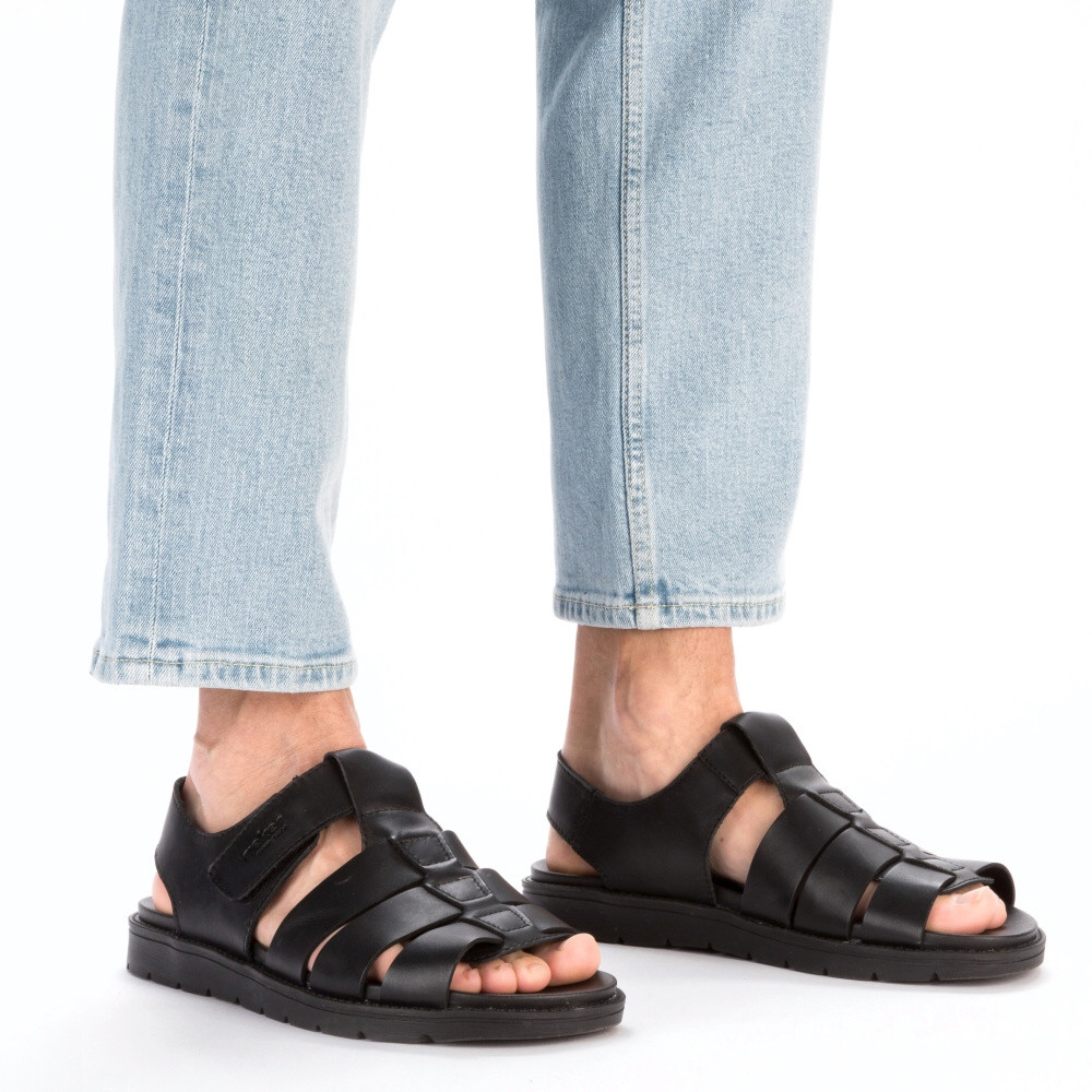 detail Pánské sandály RIEKER 24262-00 černá S4