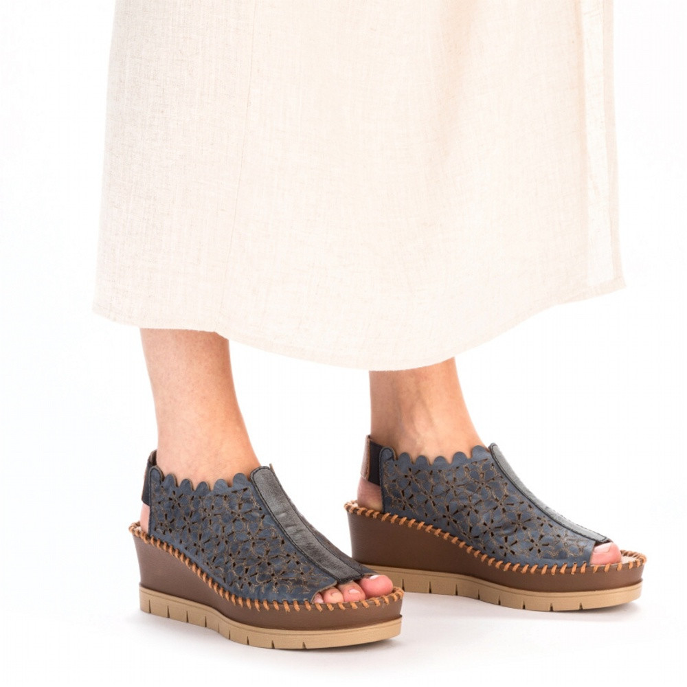 detail Dámské sandály RIEKER 60355-14 modrá S4