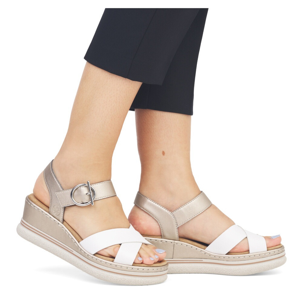 detail Dámske sandále RIEKER 67703-80 biela S4