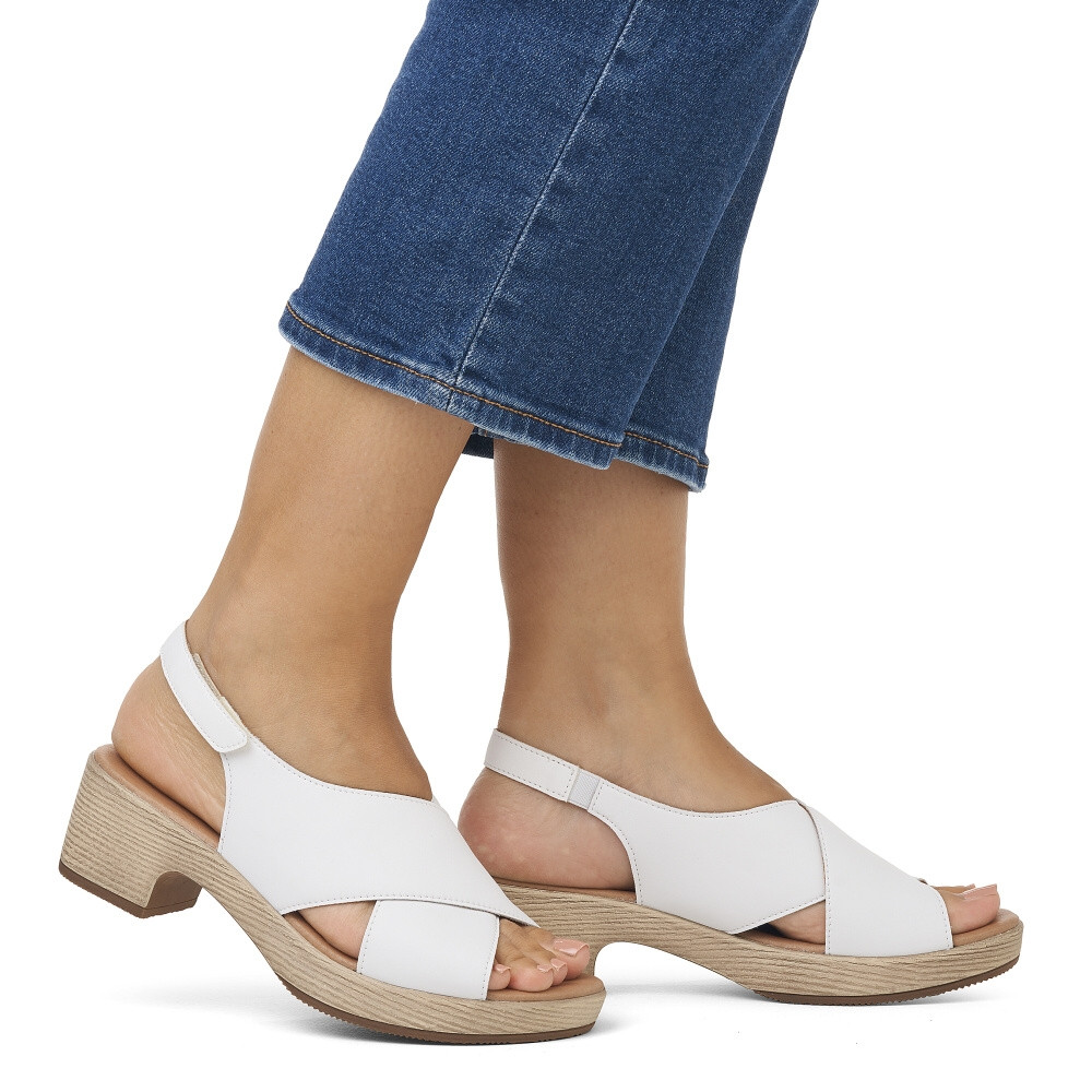 detail Dámské sandály REMONTE D0N54-80 bílá S4