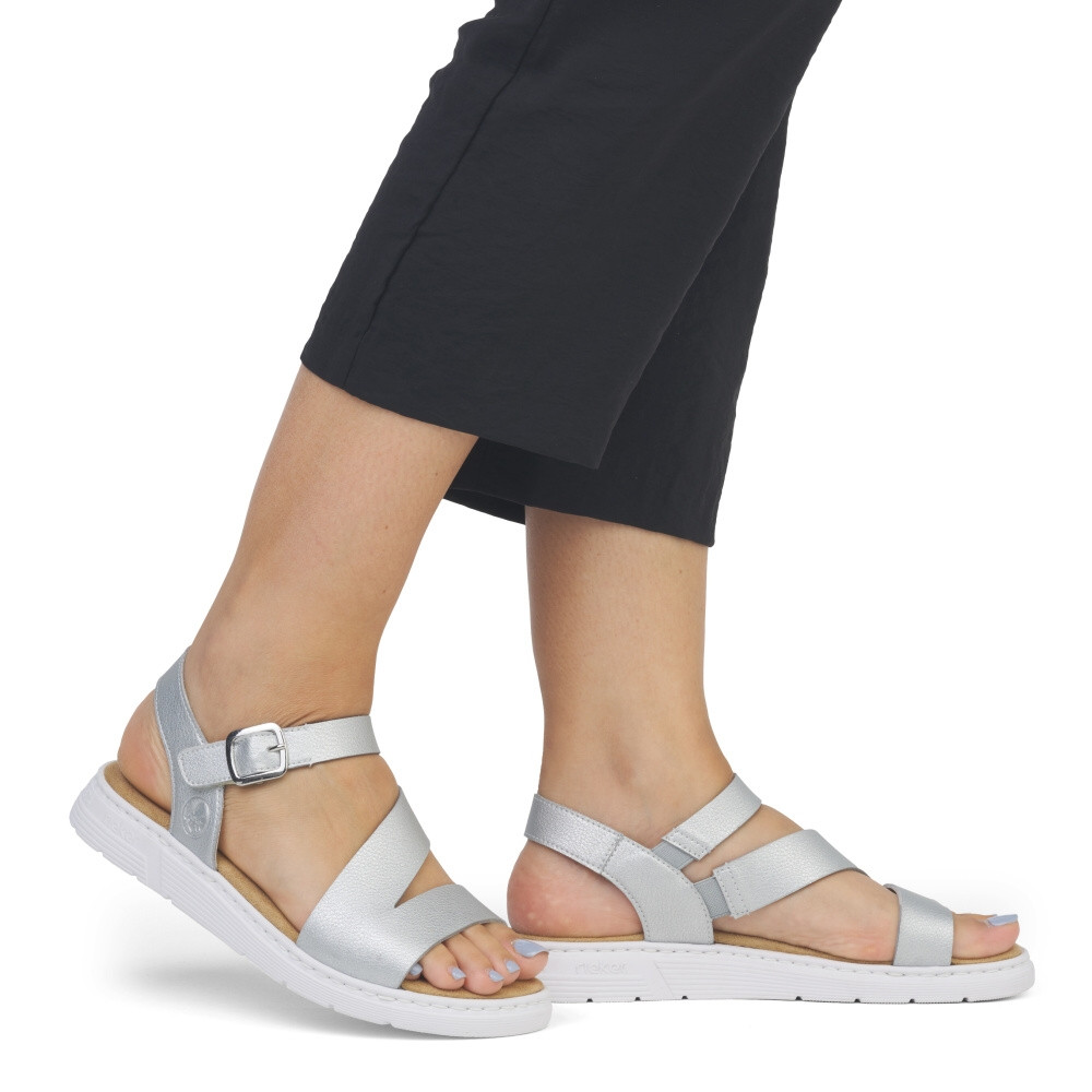 detail Dámske sandále RIEKER V9110-90 strieborná S4