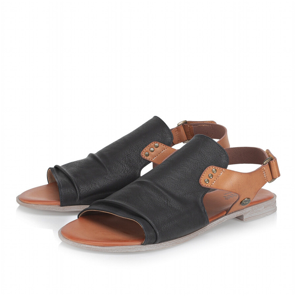 detail Dámské sandály MUSTANG 1388808-9 černá S5