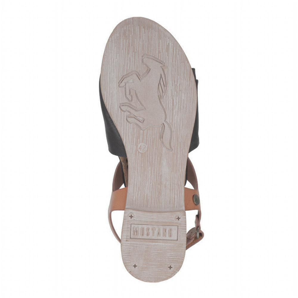 detail Dámské sandály MUSTANG 1388808-9 černá S5