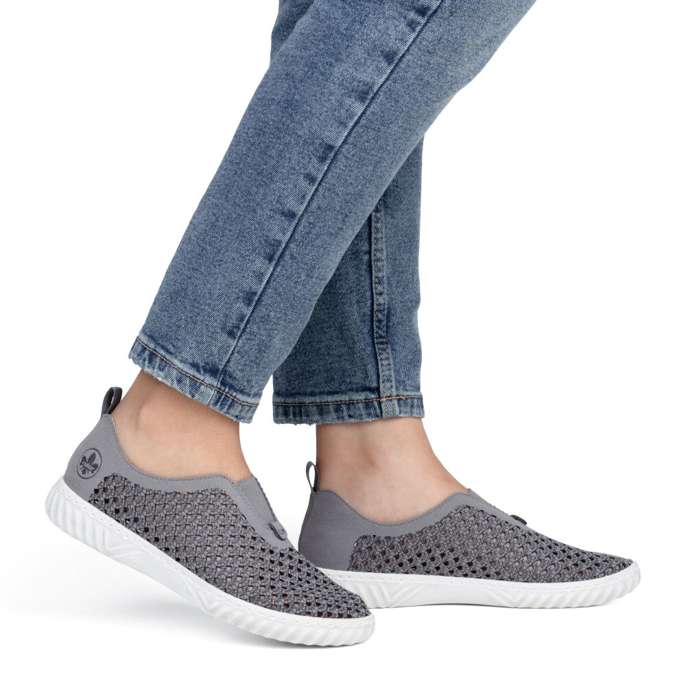 detail Dámské mokasíny RIEKER N0965-43 šedá S5