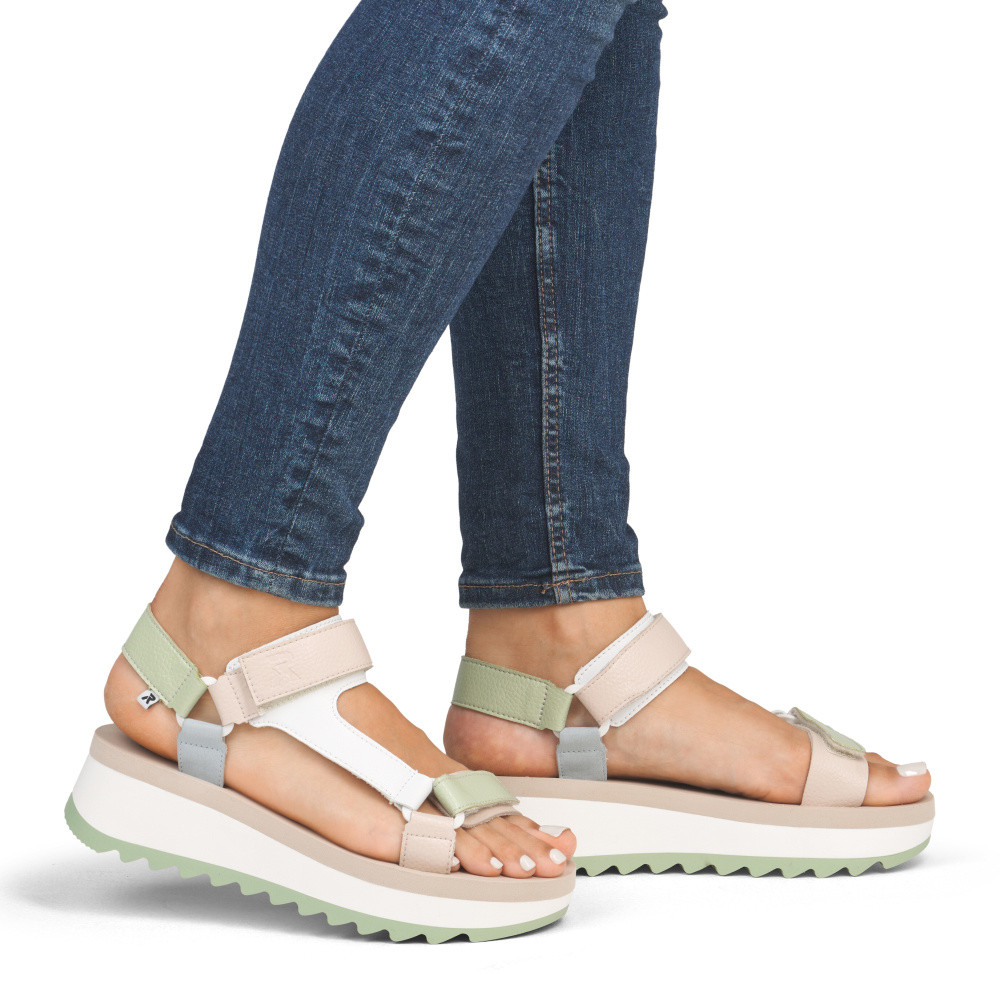 detail Dámské sandály RIEKER W3051-90 růžová S5