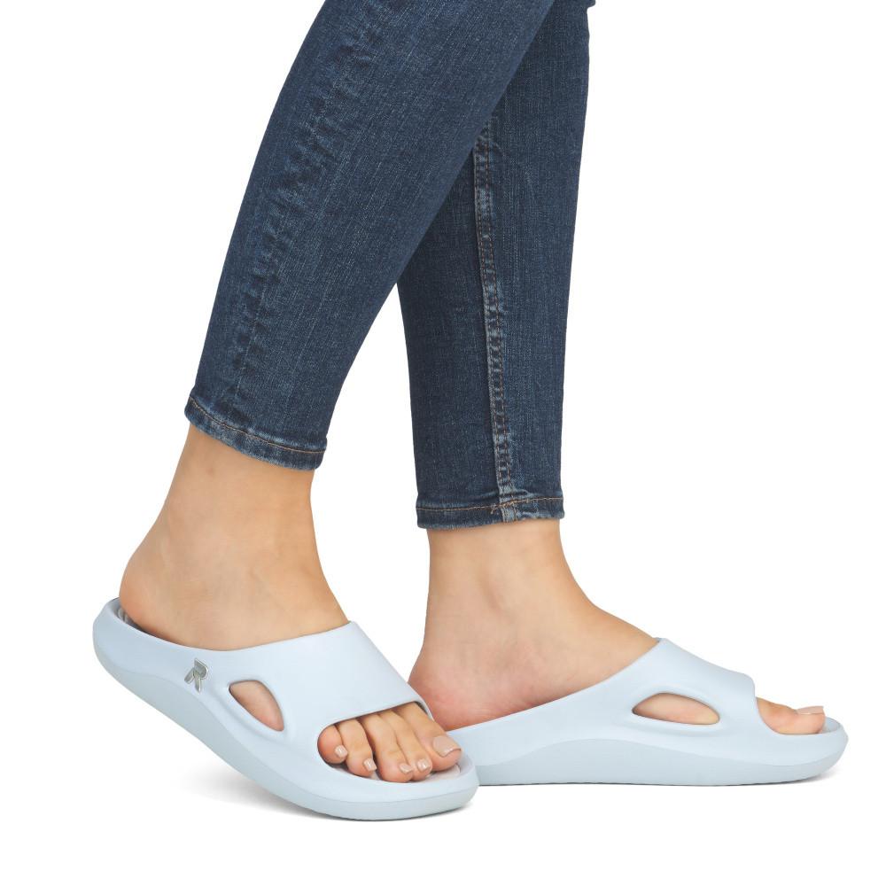 detail Dámské nazouváky RIEKER W3450-10 modrá S5