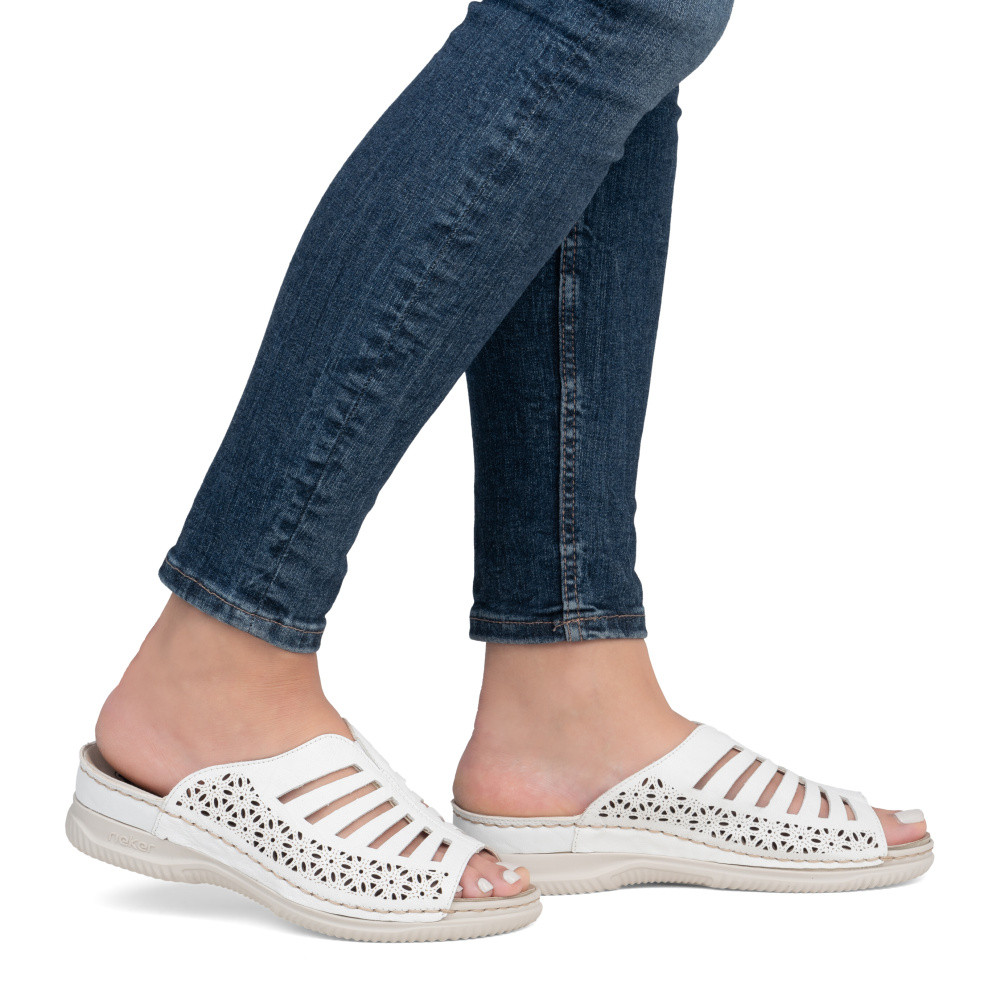 detail Dámské nazouváky RIEKER V7495-80 bílá S5