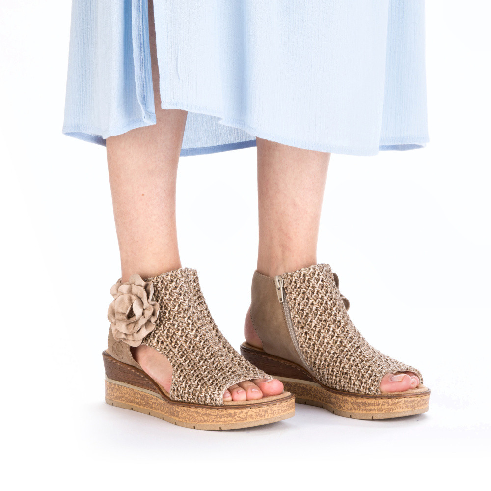 detail Dámske sandále RIEKER 63791-60 béžová S5