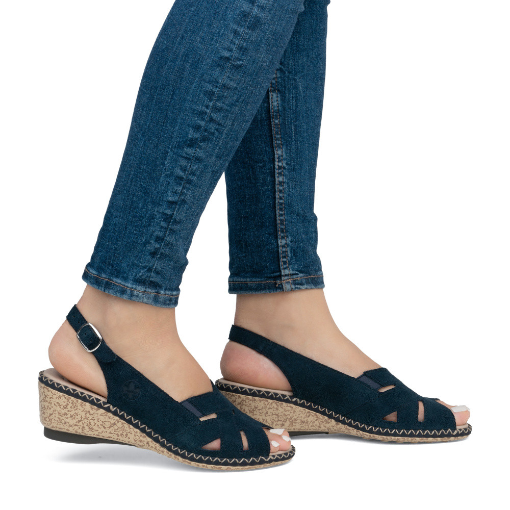 detail Dámské sandály RIEKER 66189-14 modrá S5