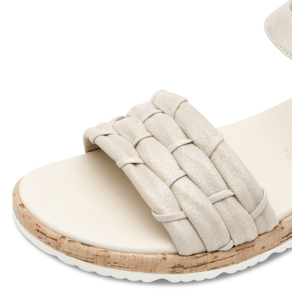 detail Dámské sandály TAMARIS 28156-44-179 zlatá S5