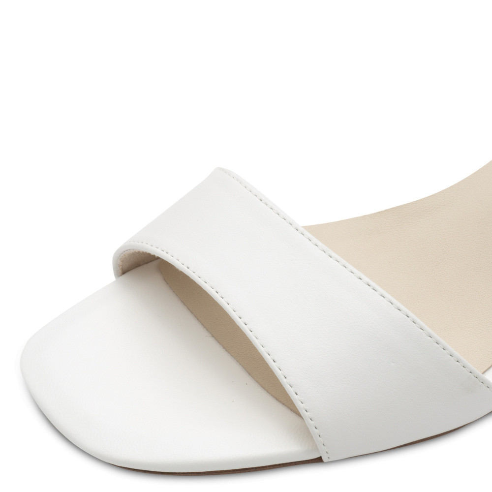 detail Dámské sandály TAMARIS 28245-44-100 bílá S5