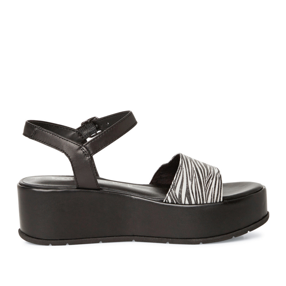 detail Dámské sandály TAMARIS 28020-42-086 černá S5