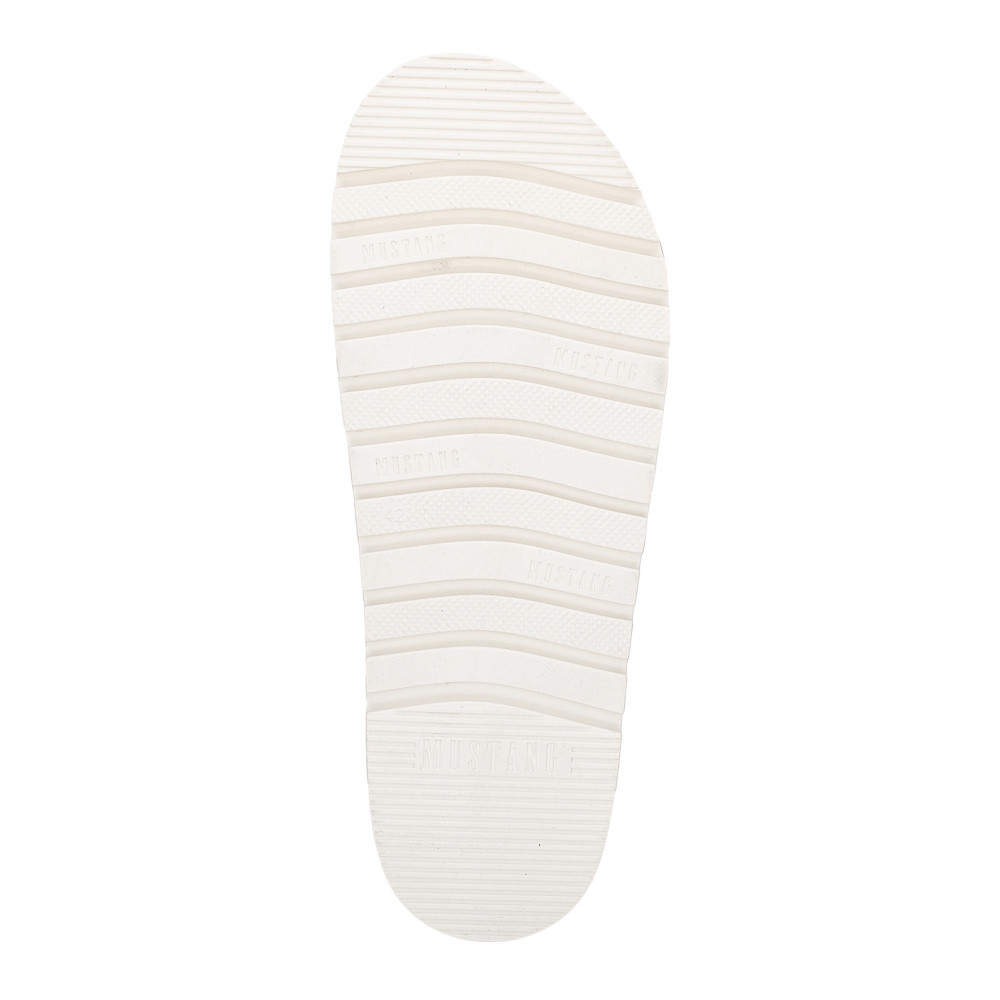 detail Dámské nazouváky MUSTANG 1461701-9 černá S5