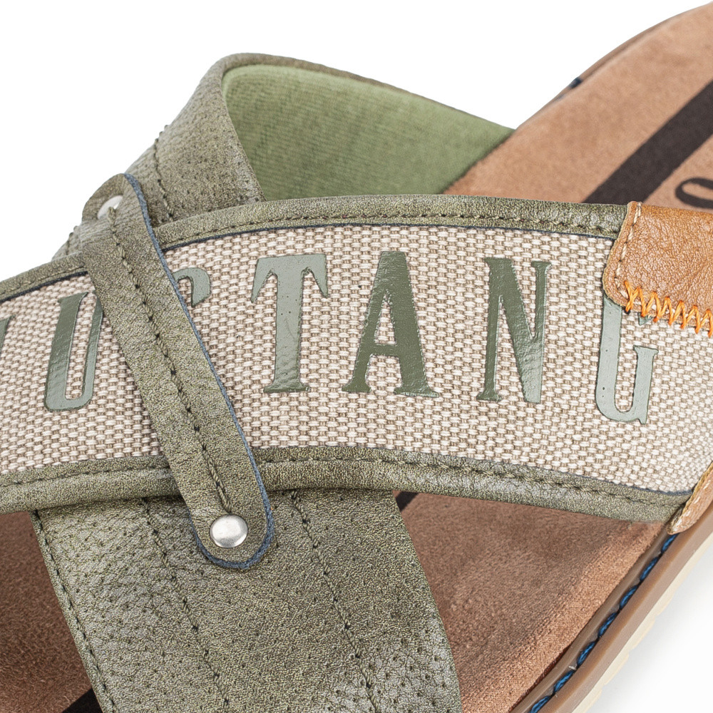 detail Pánské nazouváky MUSTANG 4152705-777 zelená S5