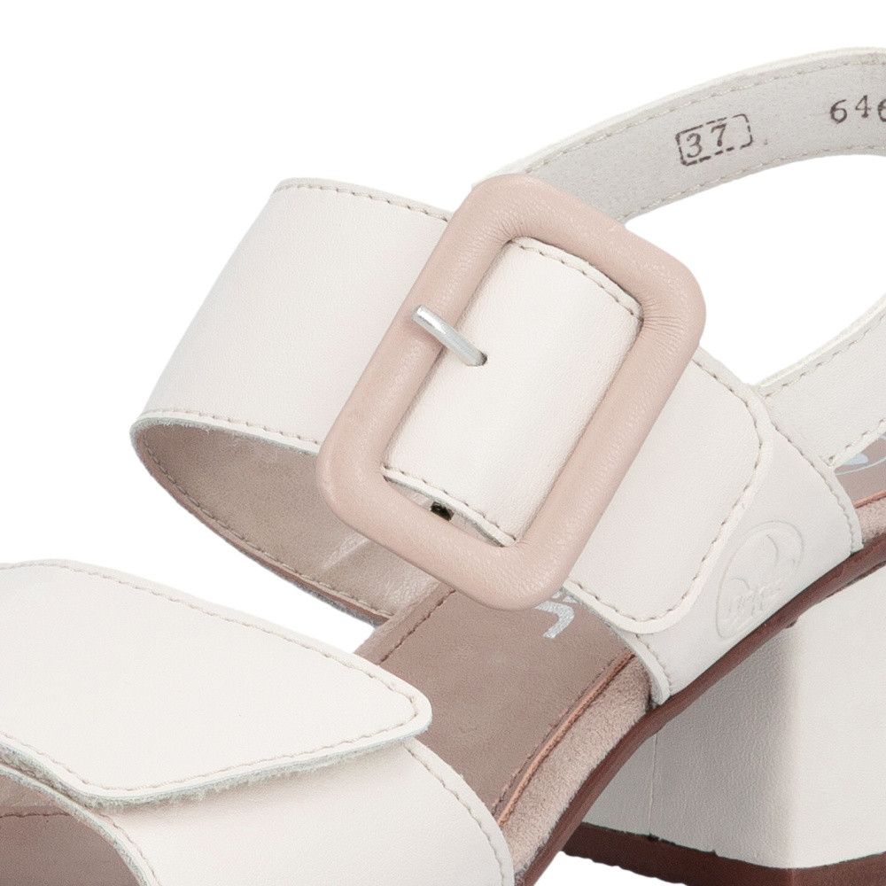 detail Dámské sandály RIEKER 64664-60 béžová S6