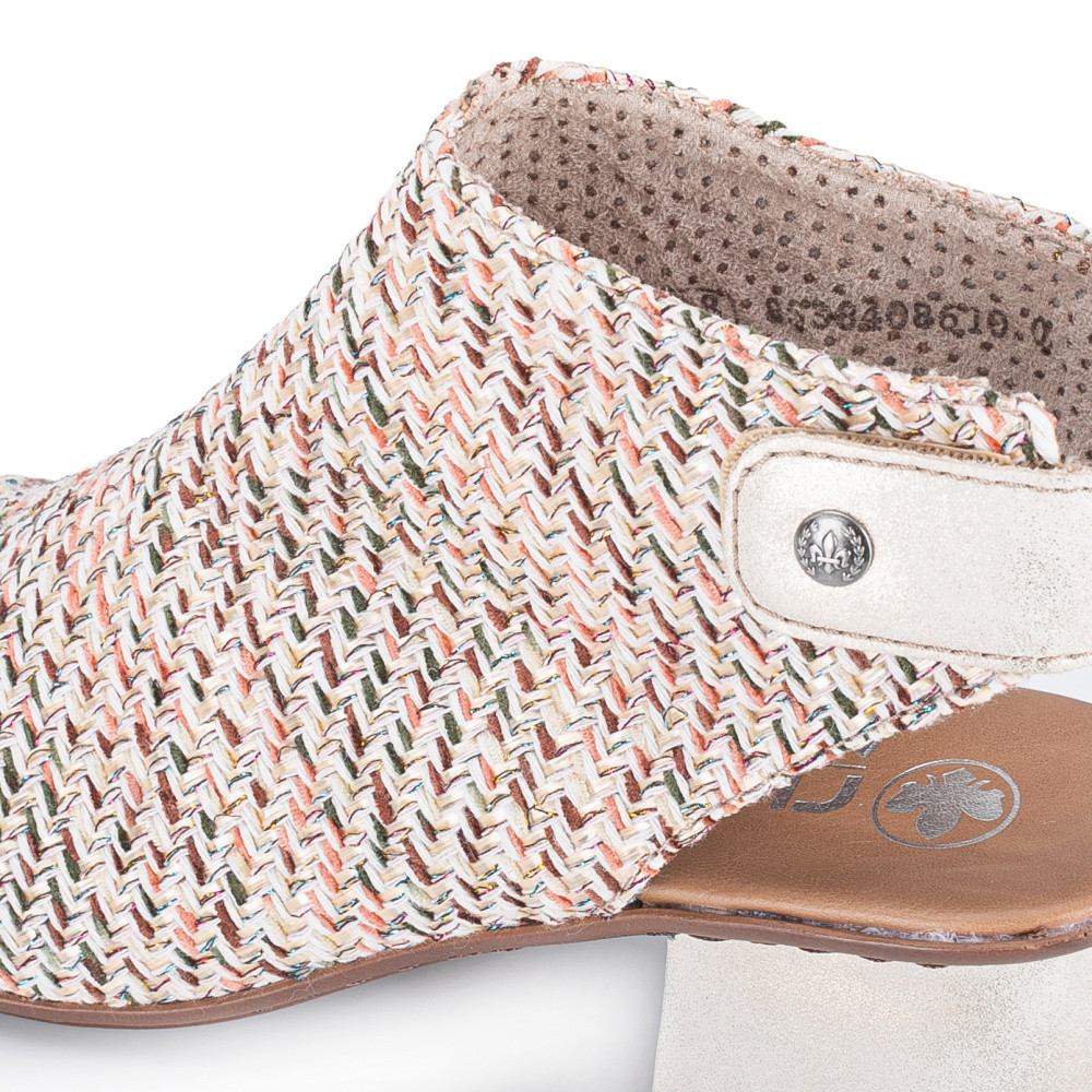 detail Dámské sandály RIEKER 64670-62 béžová S6