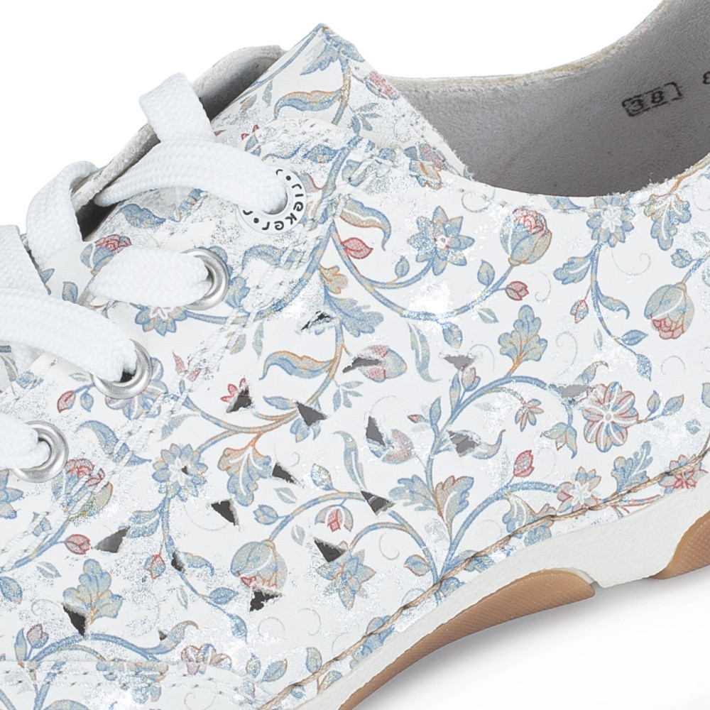 detail Dámské polobotky RIEKER 55903-90 bílá S6