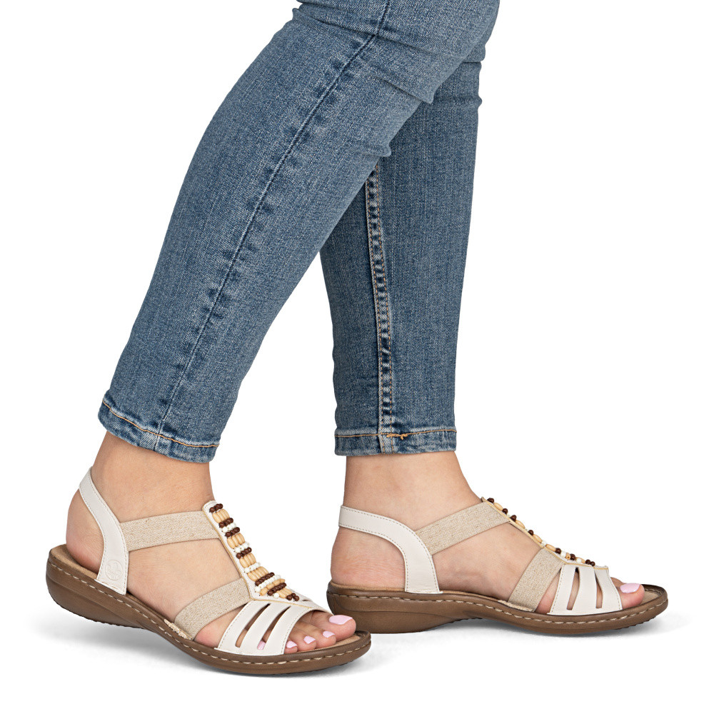 detail Dámské sandály RIEKER 60851-60 béžová S6