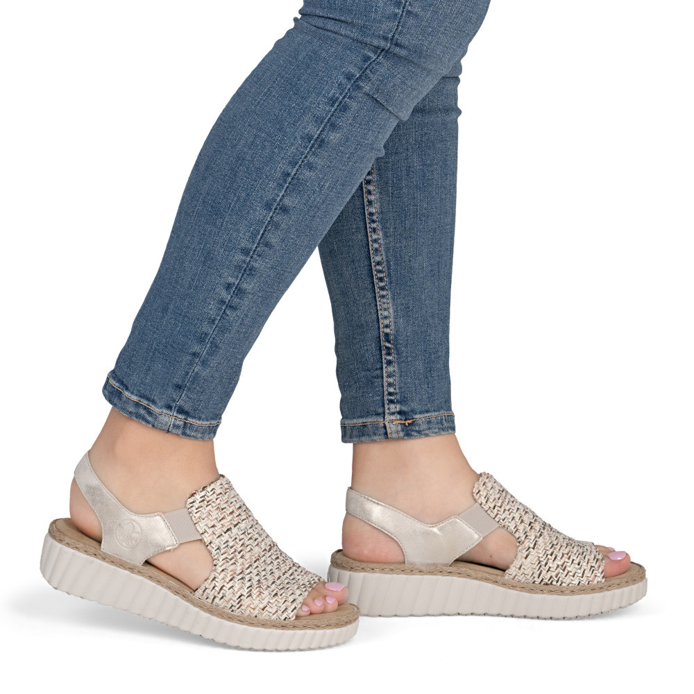 detail Dámské sandály RIEKER 69276-60 béžová S6