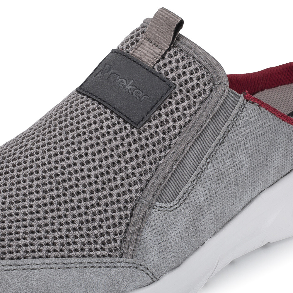 detail Pánské nazouváky RIEKER B7390-42 šedá S6