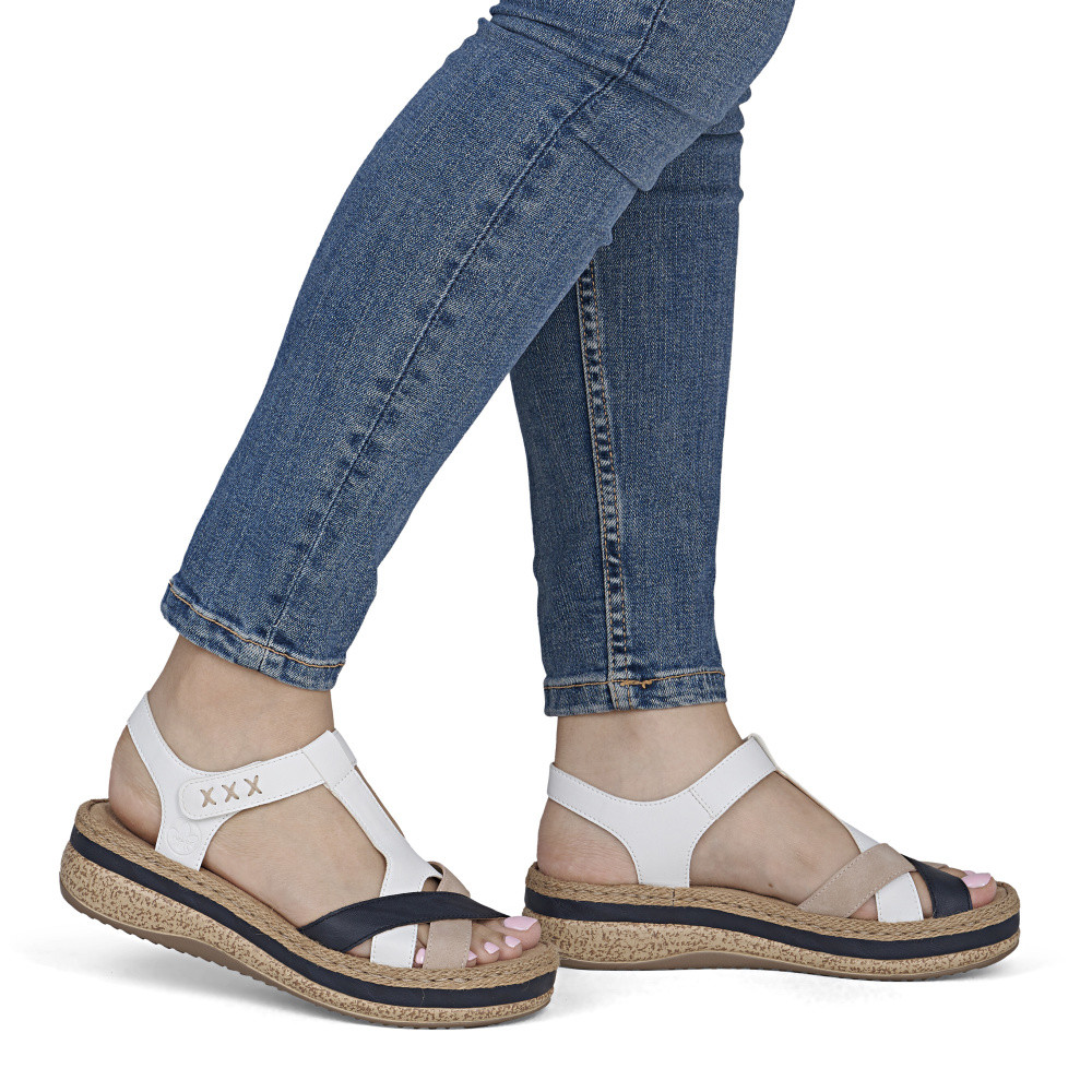 detail Dámské sandály RIEKER V0919-81 bílá S6