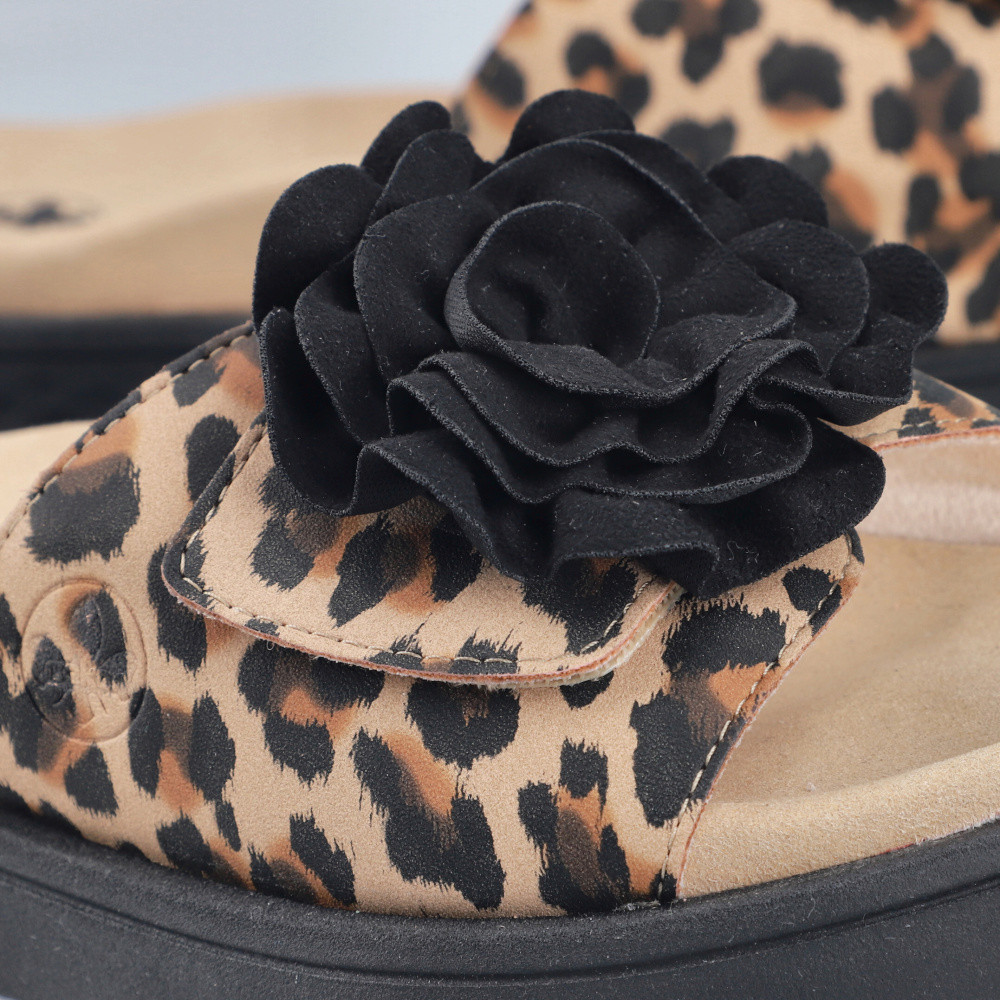 detail Dámské nazouváky RIEKER V1562-60 béžová S6