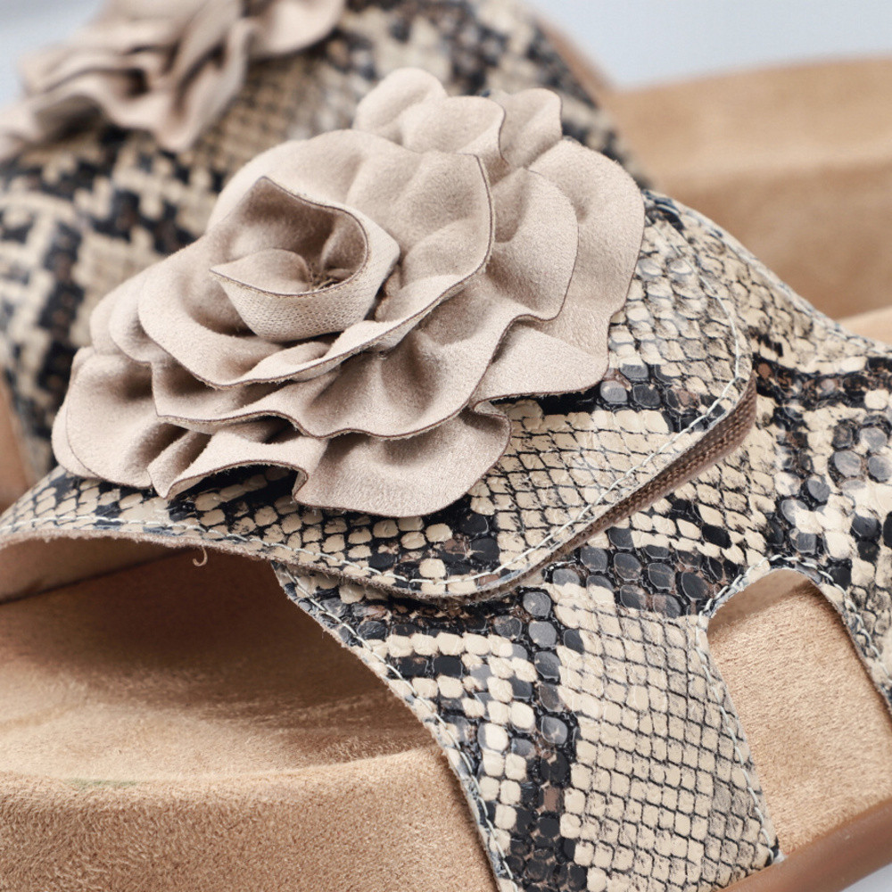 detail Dámské nazouváky RIEKER V4050-20 béžová S6