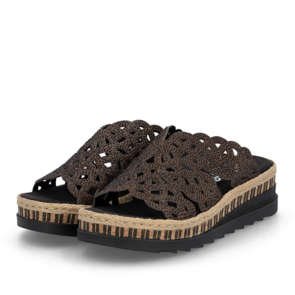 detail Dámské nazouváky RIEKER V7992-24 hnědá S6