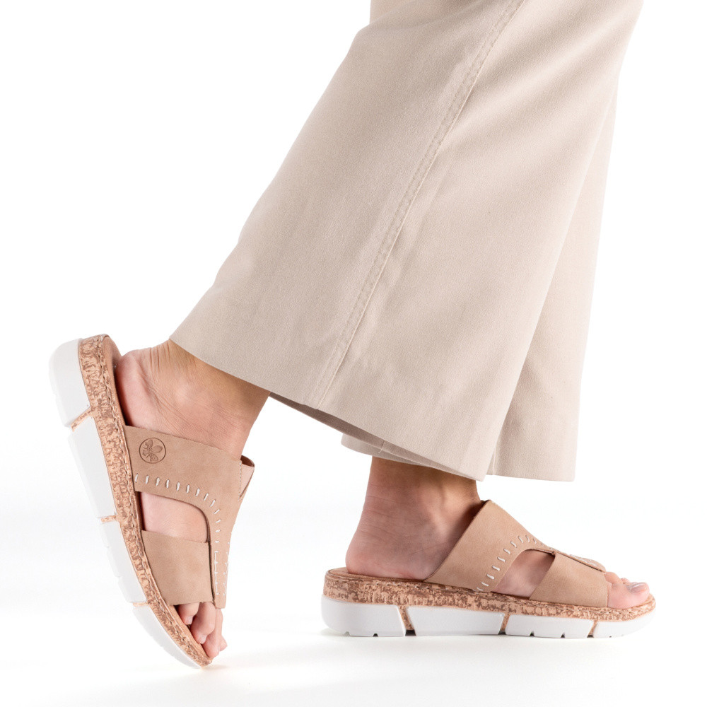 detail Dámske šľapky RIEKER V2375-60 béžová S6