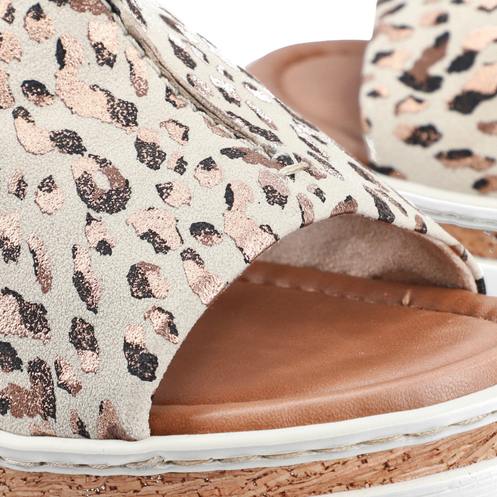 detail Dámské nazouváky RIEKER V4188-60 béžová S6