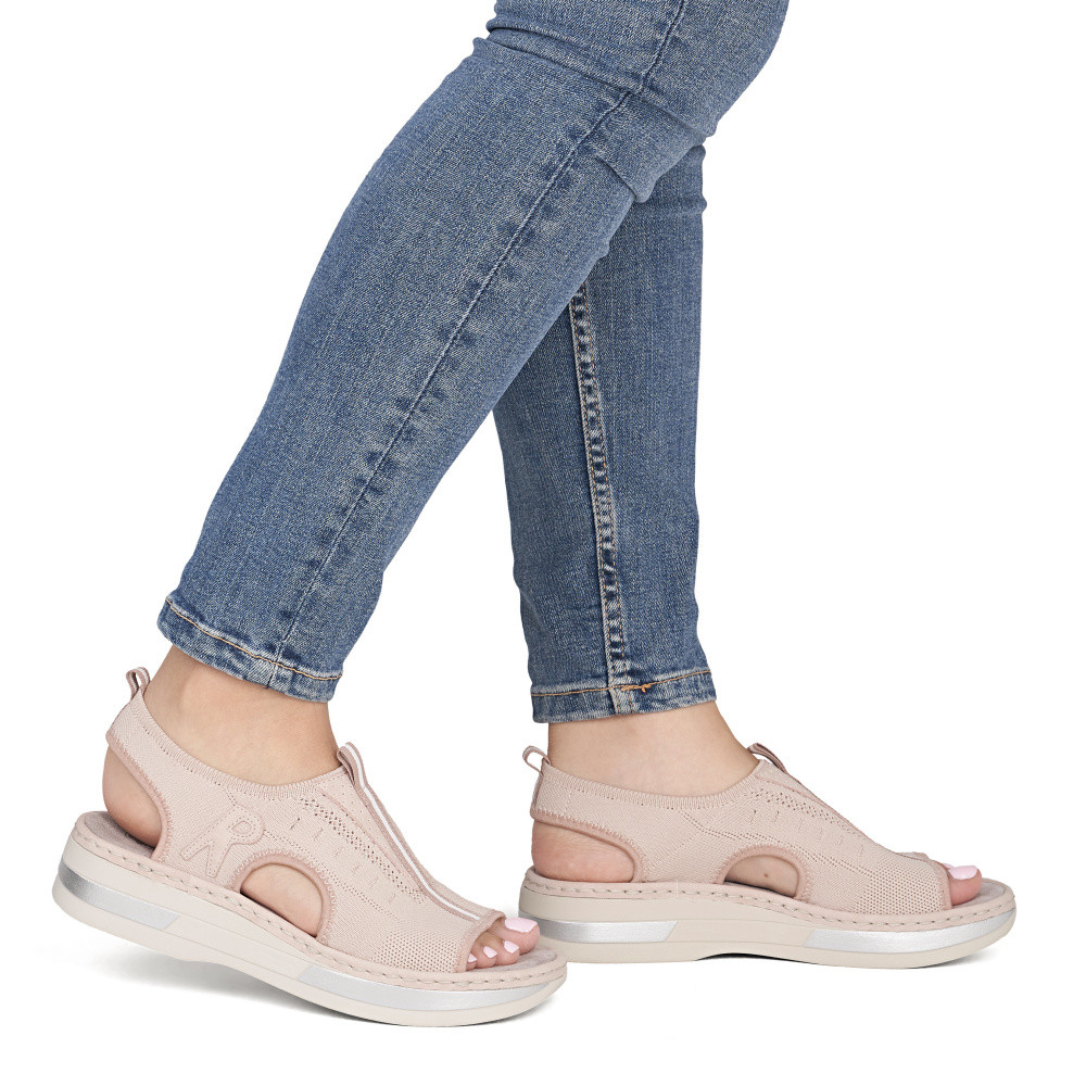 detail Dámské sandály RIEKER V59B5-31 růžová S6