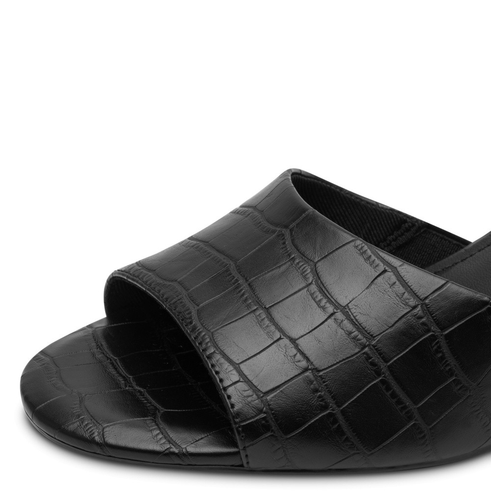 detail Dámské nazouváky TAMARIS 27218-46-028 černá S6