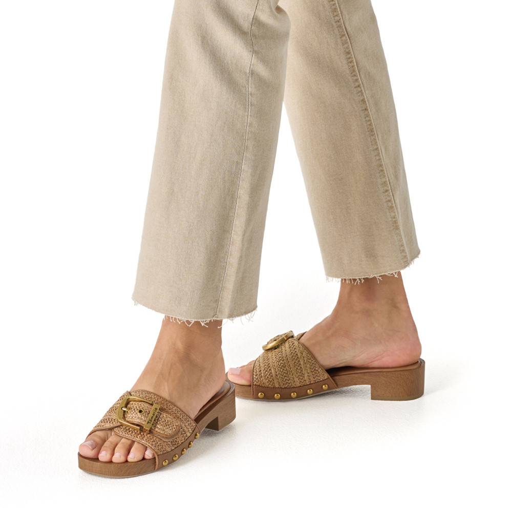 detail Dámské nazouváky TAMARIS 27316-46-305 hnědá S6