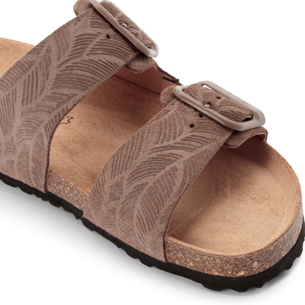 detail Dámské nazouváky TAMARIS 27553-46-355 hnědá S6