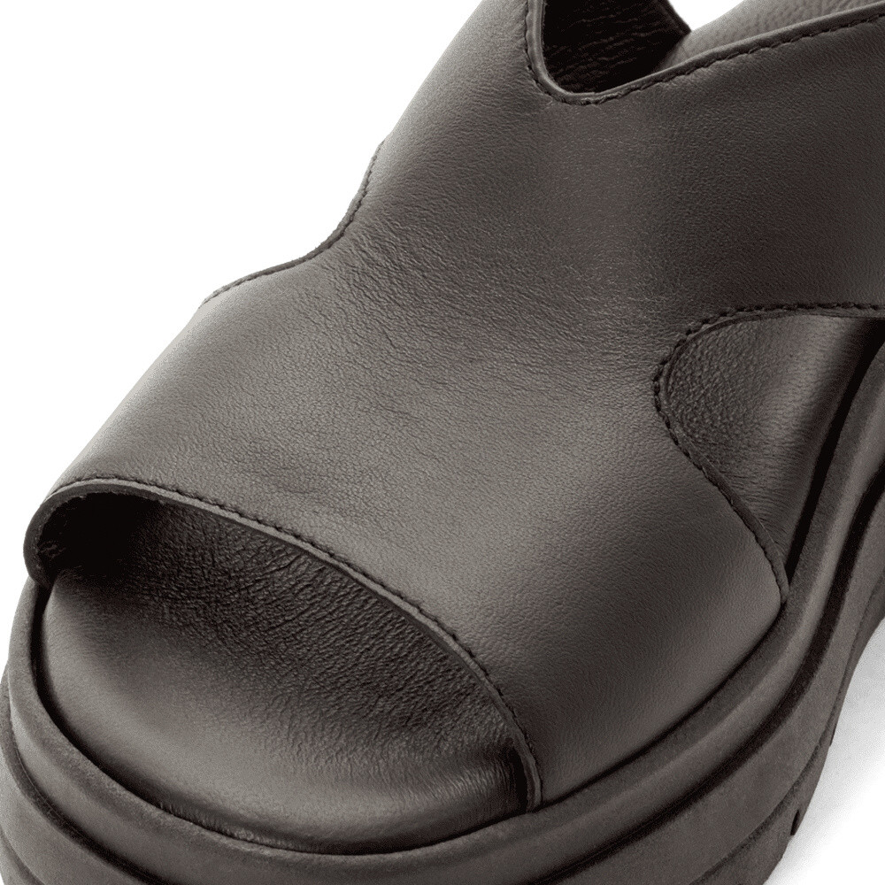 detail Dámské sandály TAMARIS 1-28305-46   BLACK 001   F/S6