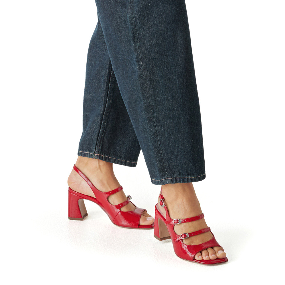 detail Dámské sandály TAMARIS 28323-46-500 červená S6