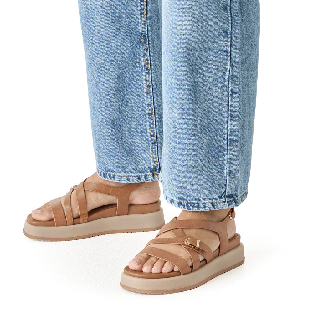 detail Dámské sandály TAMARIS 28365-46-305 hnědá S6