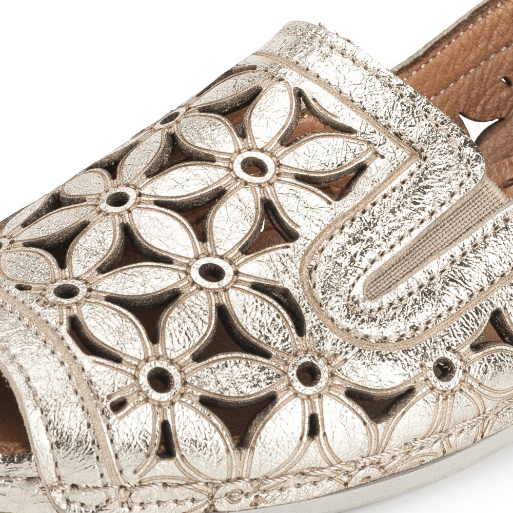 detail Dámské baleríny IBERIUS 1105-313 zlatá S6