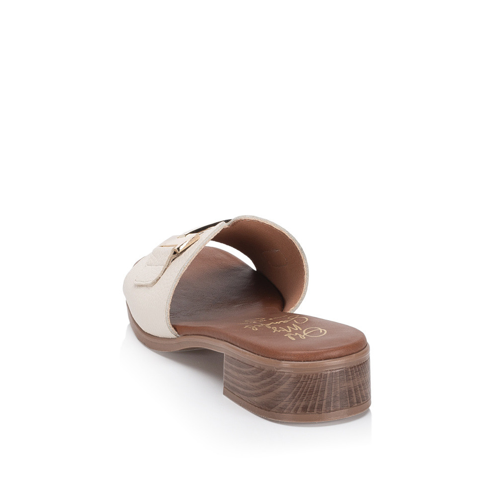 detail Dámské nazouváky IBERIUS 5890 bílá S6