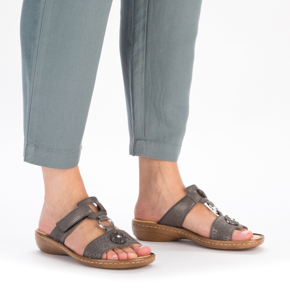 detail Dámské nazouváky RIEKER 608K1-45 šedá S5