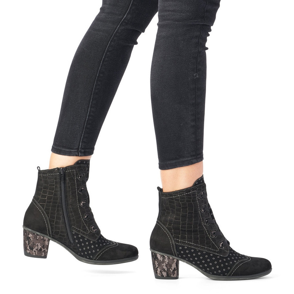 detail Dámska členková obuv REMONTE D5471-02 čierna W0