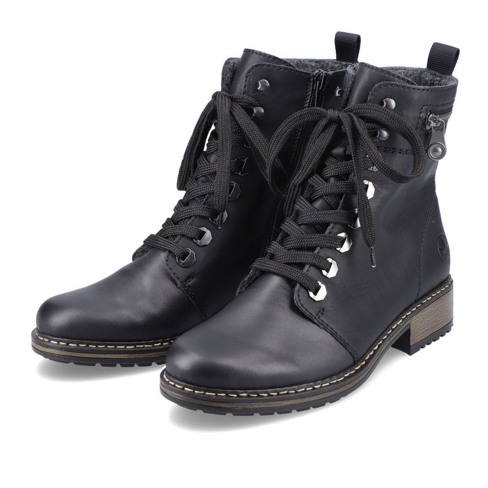 detail Dámska členková obuv RIEKER Z6810-00 čierna W4