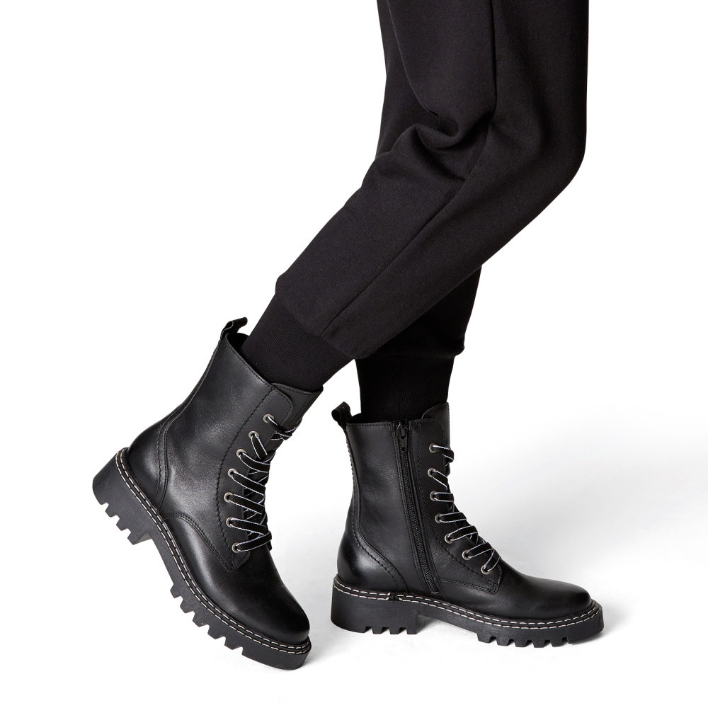 detail Dámská obuv TAMARIS TAM-10301346-W1 černá