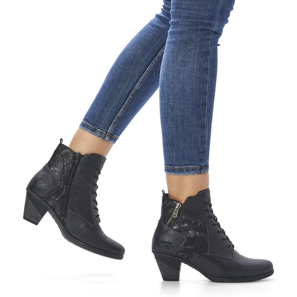 detail Dámská obuv REMONTE RIE-10301590-W1 černá