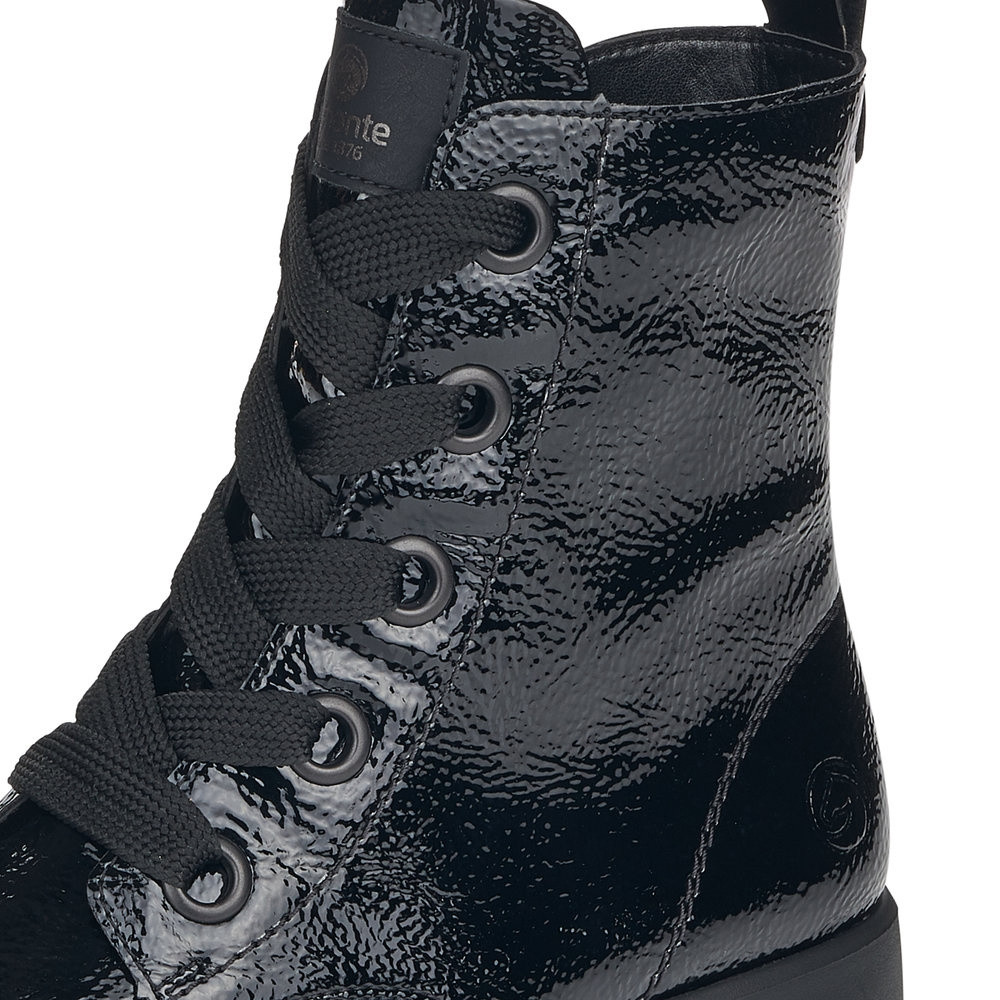 detail Dámská kotníková obuv REMONTE D8970-02 černá W1