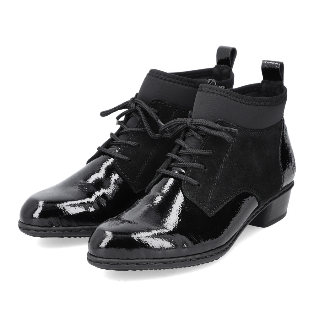 detail Dámská kotníková obuv RIEKER Y0740-00 černá W2