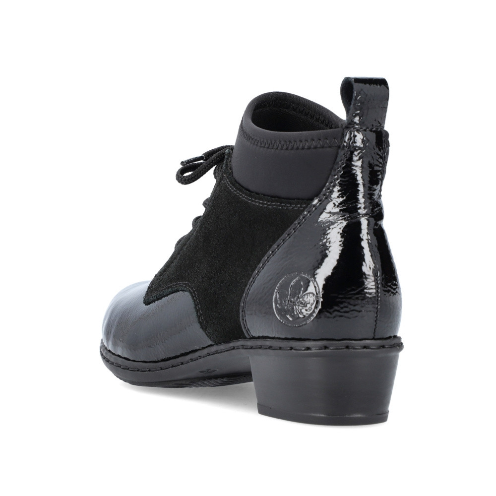 detail Dámská kotníková obuv RIEKER Y0740-00 černá W2